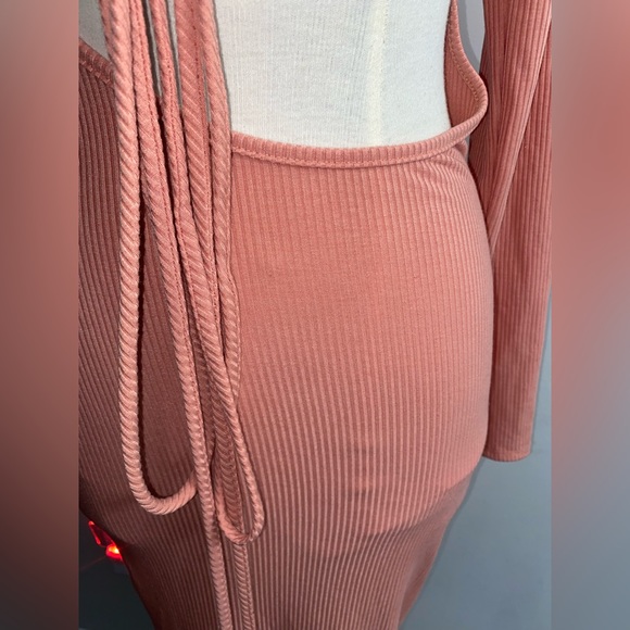 TIE‎ FRONT PINK CUT OUT MIDI DRESS - Picture 5 of 5